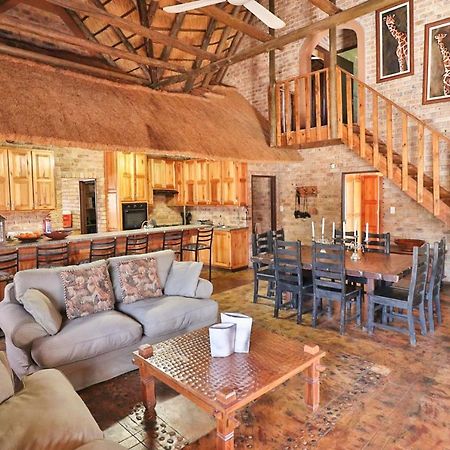 Adventure Bush House Villa Marloth Park Exterior photo