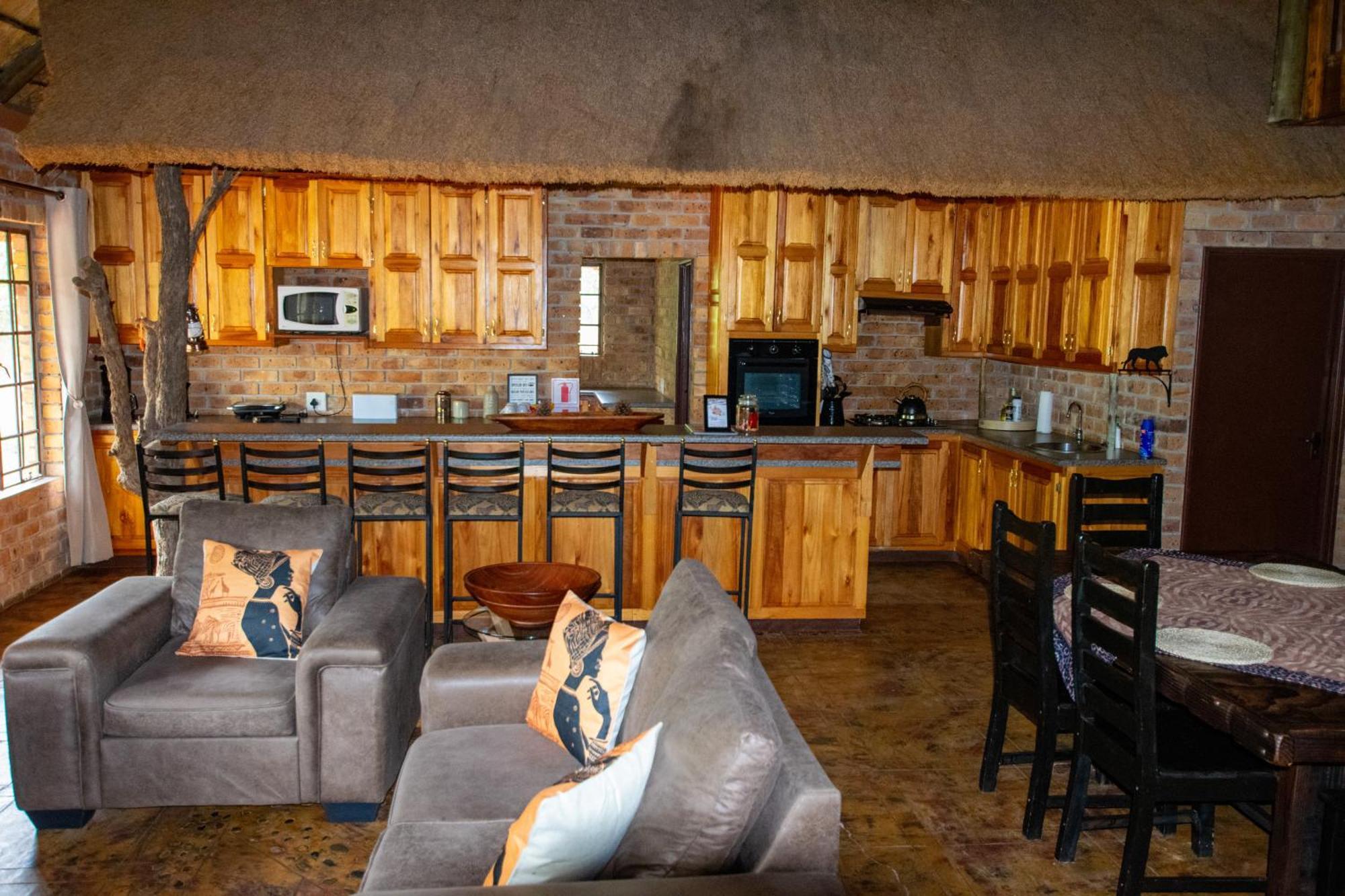 Adventure Bush House Villa Marloth Park Exterior photo